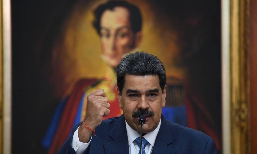 خبرنگاران رویترز از گفت وگوی محرمانه مخالفان و متحدان مادورو اطلاع داد