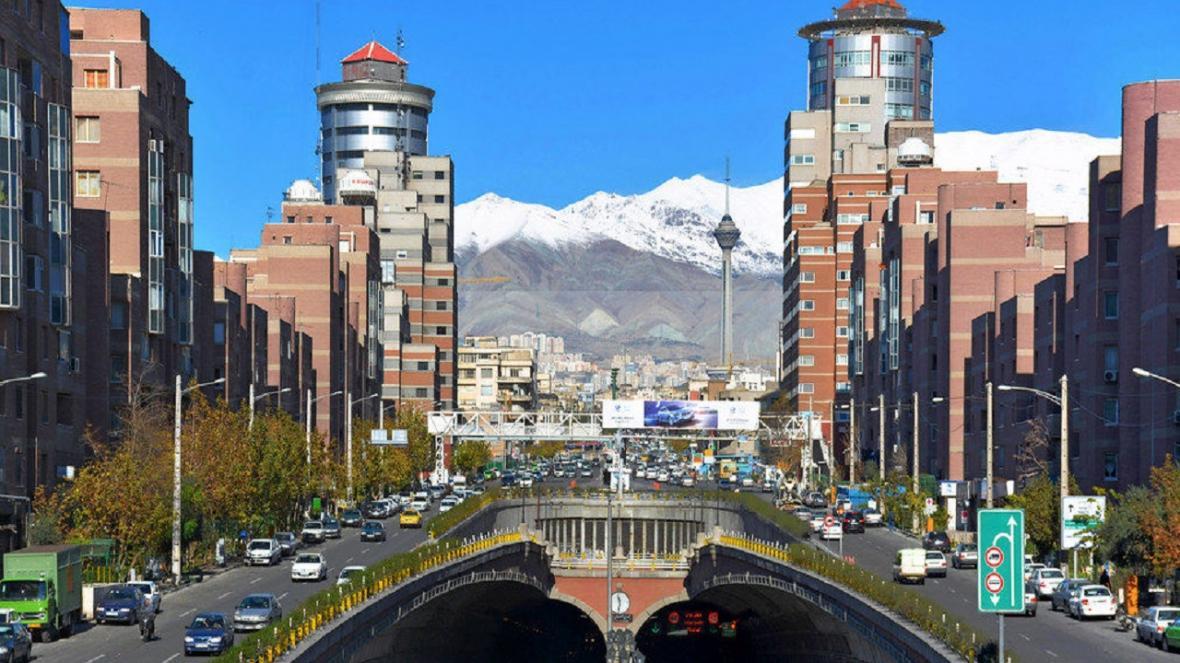 هوای تهران در آستانه ناسالمی قرار گرفت هوای تهران در آستانه ناسالمی نهاده شد
