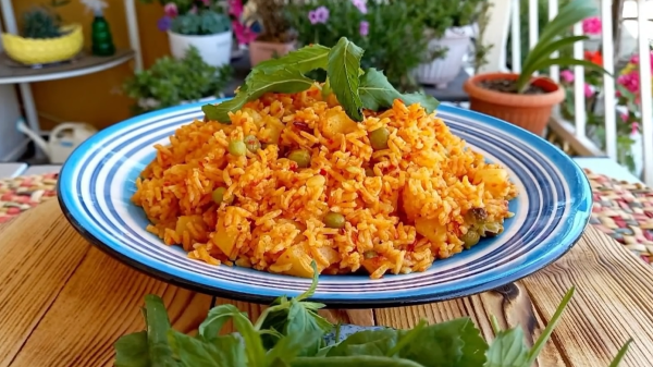 استانبولی پلو با نخود فرنگی دستوری ساده، آسان و خوشمزه استانبولی پلو با نخود فرنگی دستوری ساده، آسان و خوشمزه